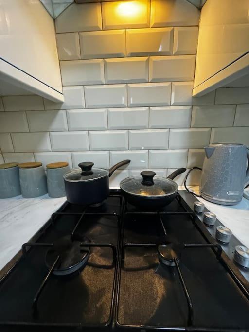Appartement Entire 1Bed Stratford Westfield à Londres Extérieur photo