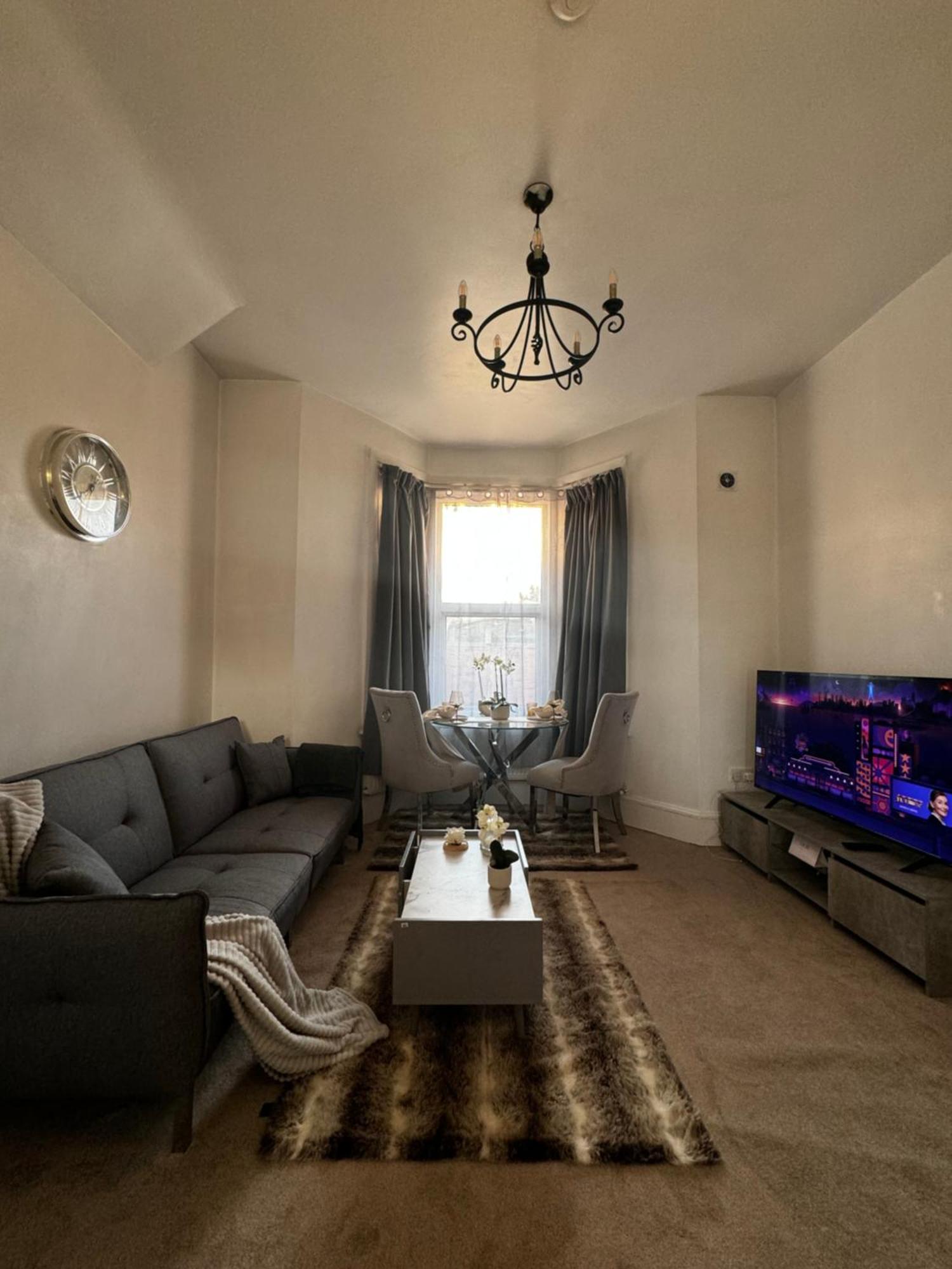 Appartement Entire 1Bed Stratford Westfield à Londres Extérieur photo